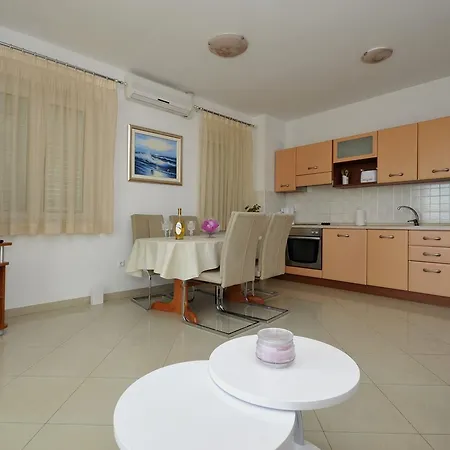 Apartmani Trogir Apartment *