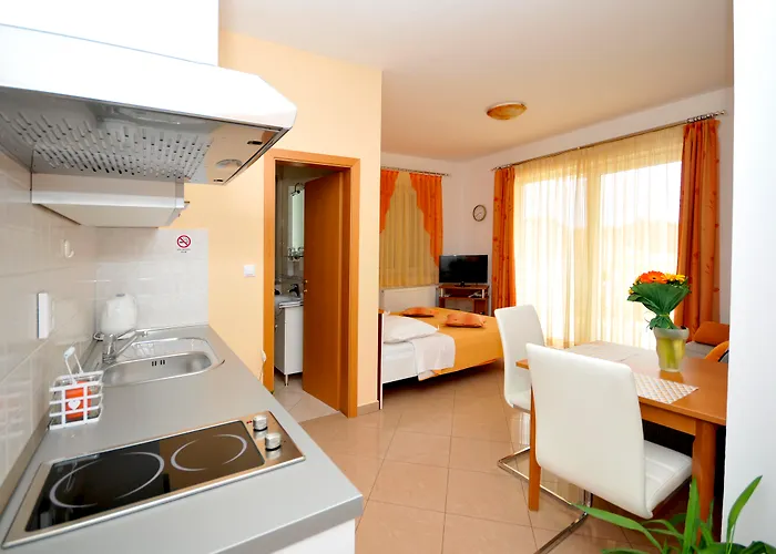 Apartamento Apartmani Trogir