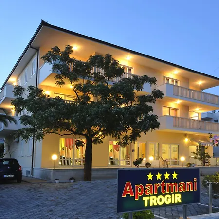 Apartmani Trogir *
