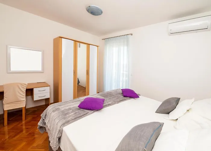 Apartmani Trogir * 트로기르