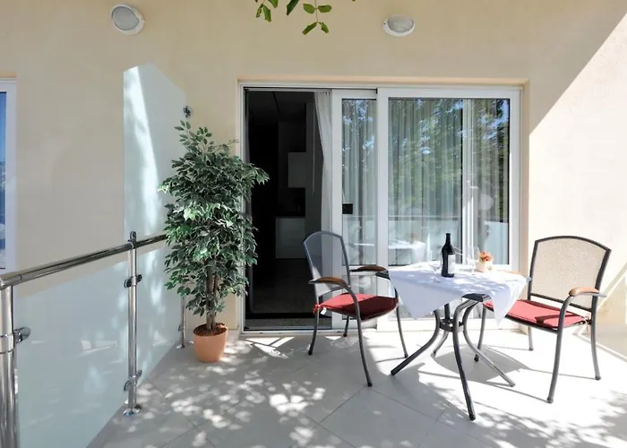 아파트 Apartmani Trogir