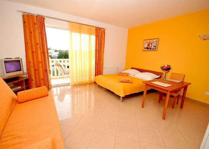 아파트 Apartmani Trogir
