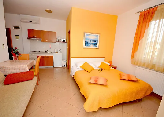 아파트 Apartmani Trogir